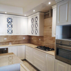 النظافة الداخلية بواسطة شركة الهلال للخدمات الفندقية